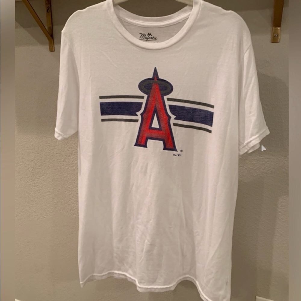 HP🤍 Majestic Threads LA Angels Baseball Graphic T-Shirt